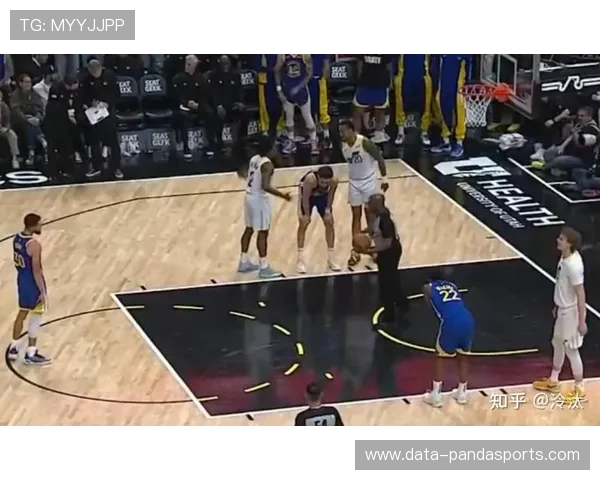 勇士第二节21分逆转爵士 团队配合成比赛转折点