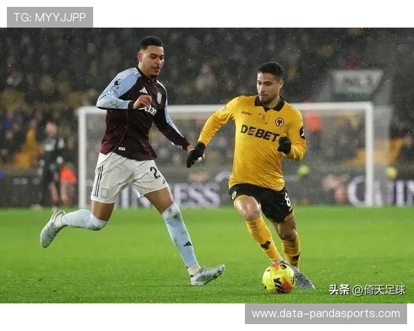 狼队主帅爱德华兹庆祝过猛致腹股沟拉伤，称赢利物浦相当于两场