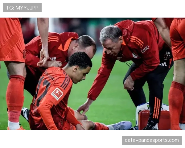 拜仁多点开花14人破门，立体进攻体系支撑纪录诞生